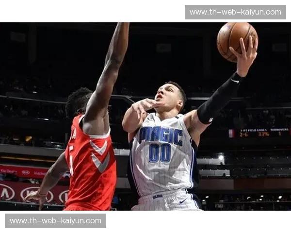 钢铁与魔法的博弈：深挖骑士vs魔术录像背后的经典瞬间与战术密码